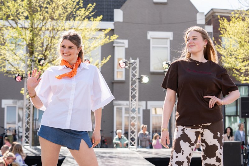 Modeshow 272_.jpg